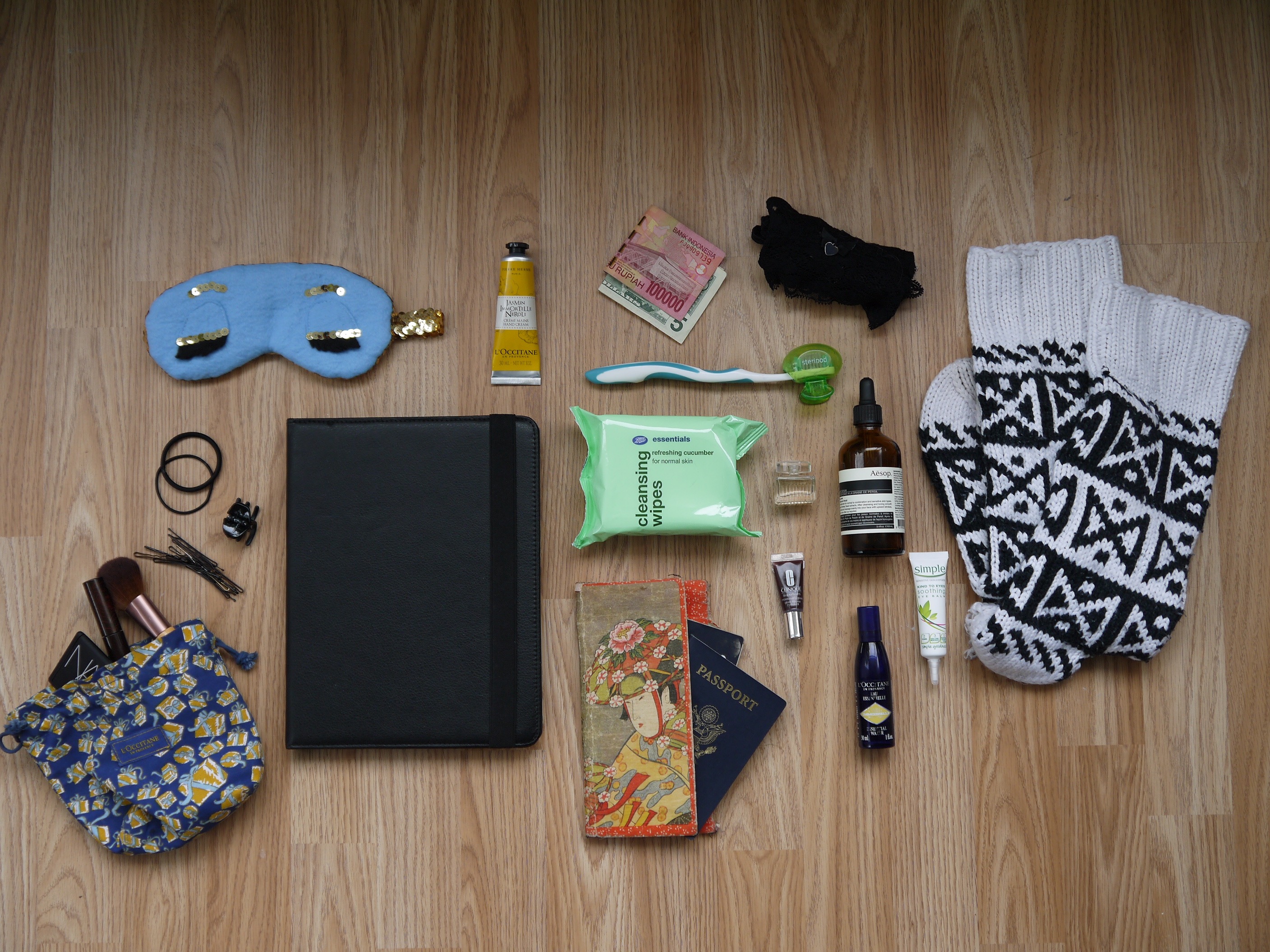 hand luggage long haul flight